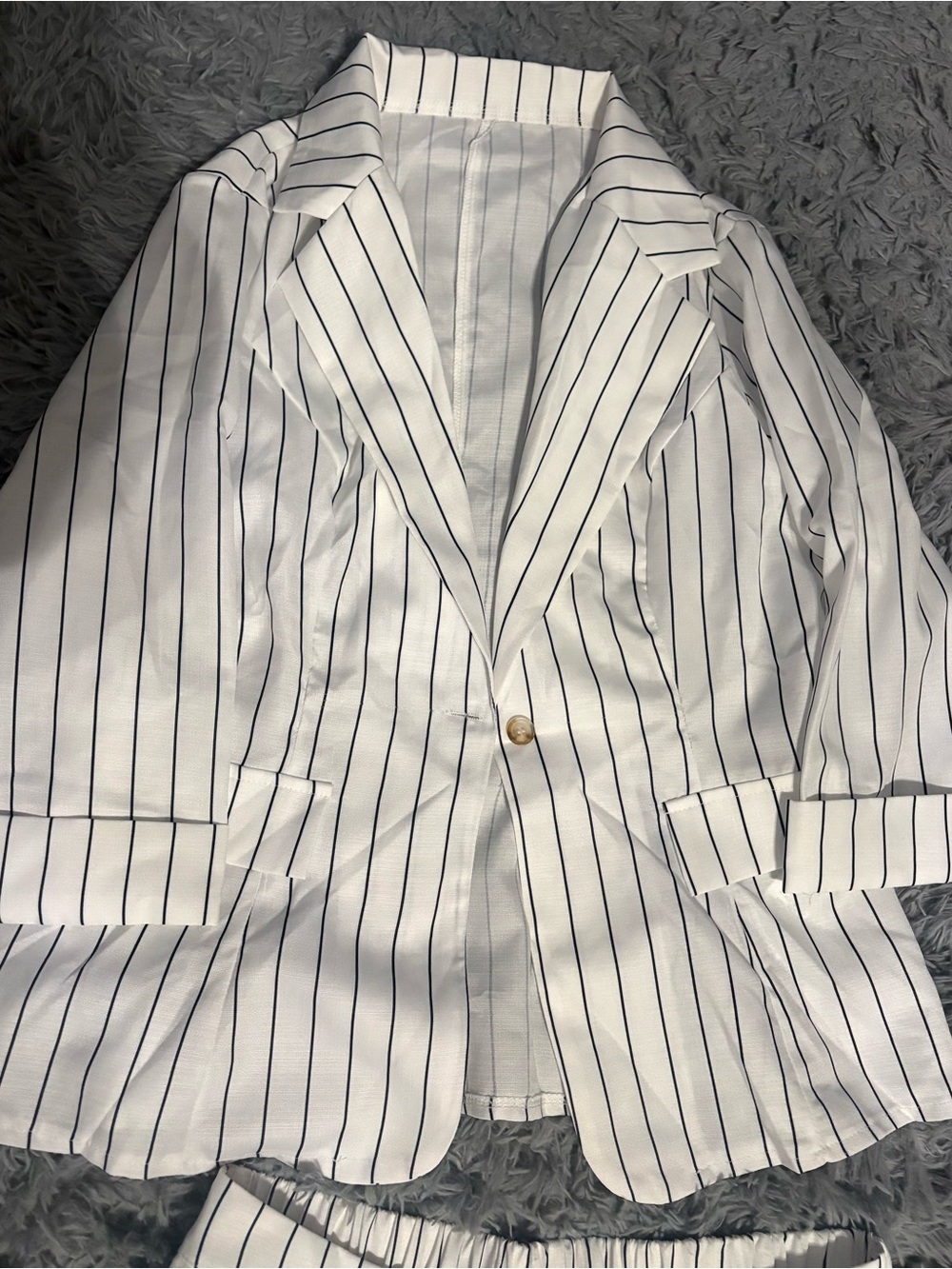SHEIN White and Black Pinstripe Blazer & Shorts Set - Picture 3 of 3